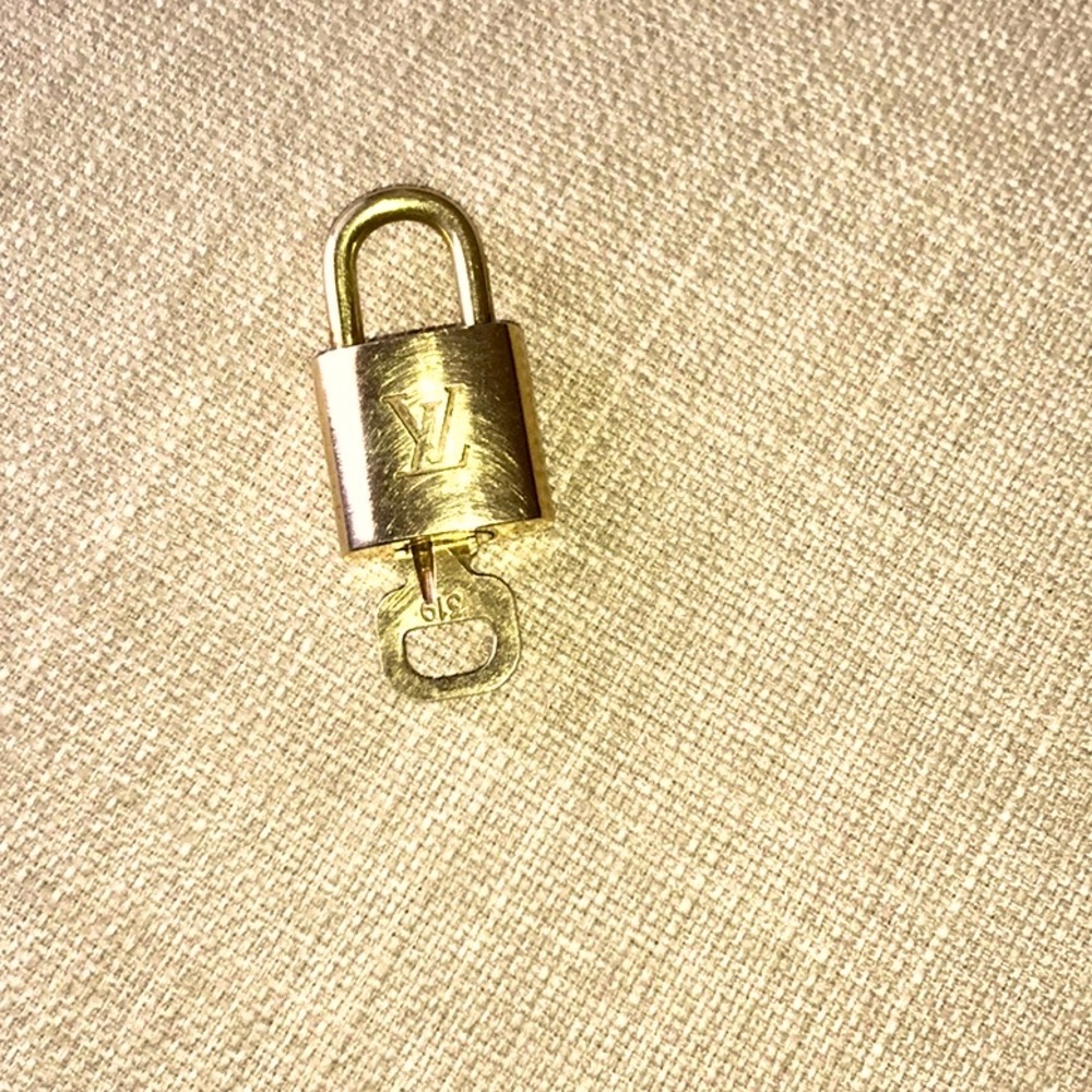 Louis Vuitton lock and key #319